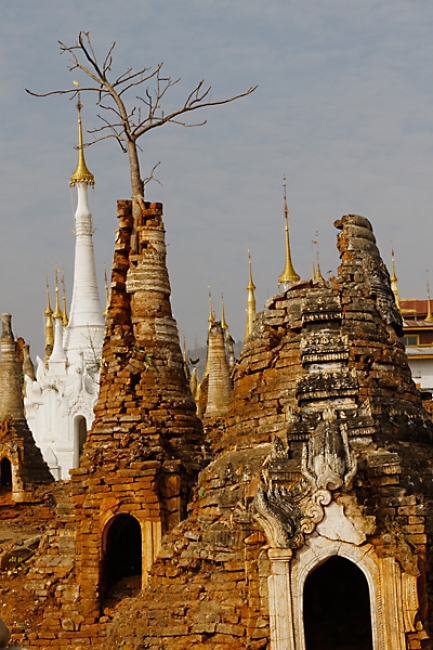 Inlé-Paya Shwe Inthein-120